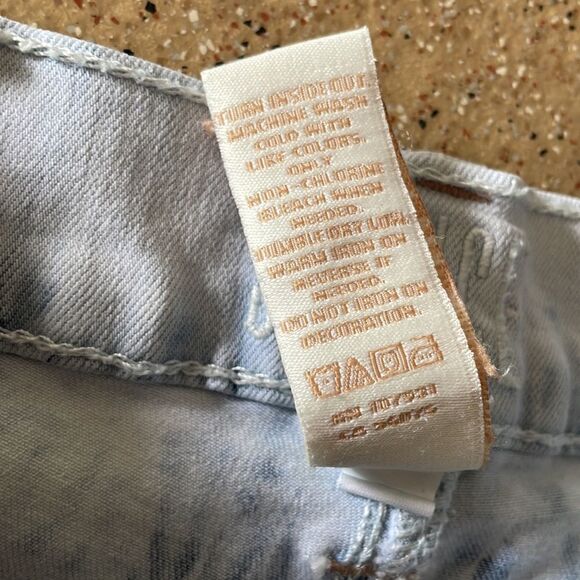 Justice bleach dyed deconstructed cutoff jean shorts - Picture 9 of 13